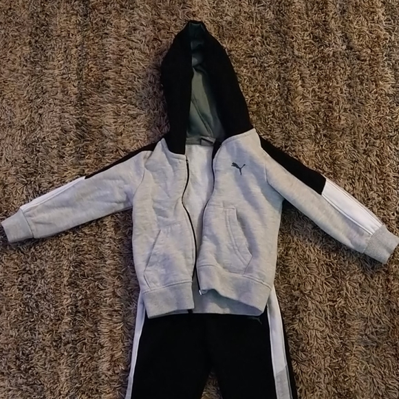 Puma Outfit - Picture 2 of 6